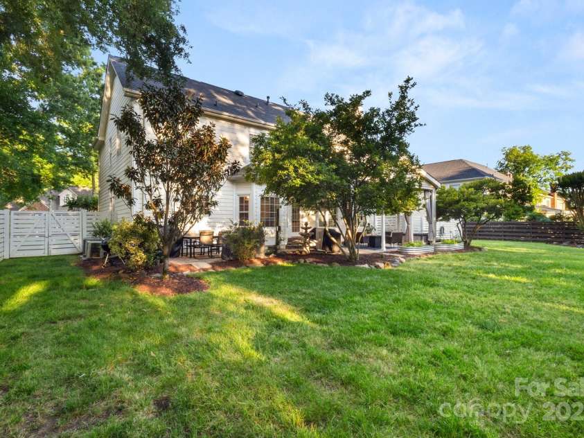 3340 Blue Jay Pass, Fort Mill, SC 29708.  MLS# CAR4254626, YatesRealty ID 15585. 