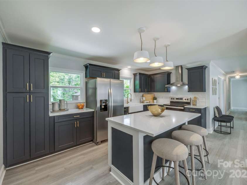 1090 Bowser Street, Rock Hill, SC 29730.  MLS# CAR4249644, YatesRealty ID 15586. 