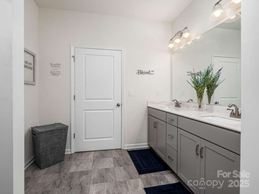 6381 Trinity Crossing Circle, Kannapolis, NC 28081.  MLS# CAR4255870, YatesRealty ID 15587. 