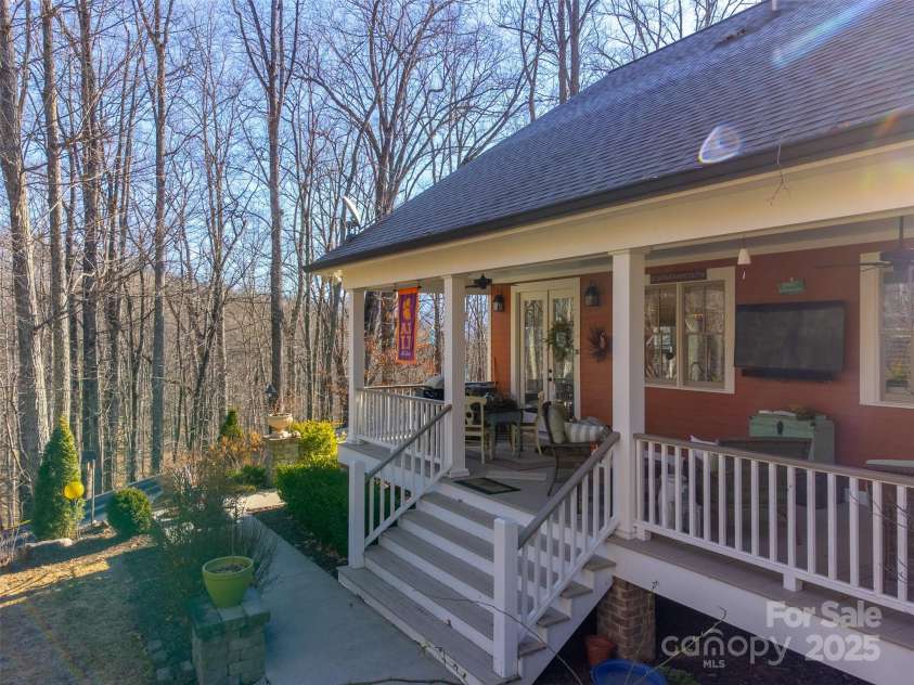 1226 Monteith Branch Road, Sylva, NC 28779.  MLS# CAR4333862, YatesRealty ID 15588. 