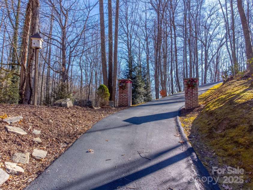 1226 Monteith Branch Road, Sylva, NC 28779.  MLS# CAR4333862, YatesRealty ID 15588. 