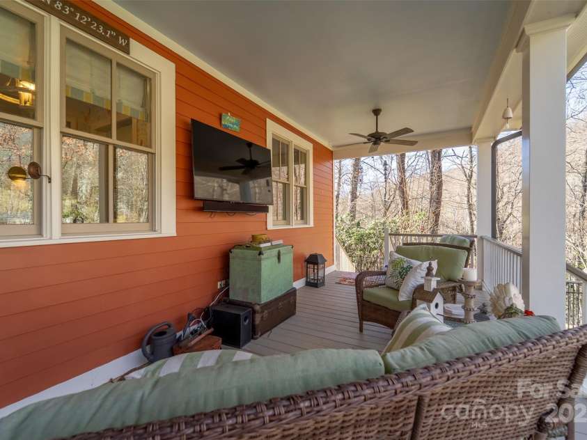 1226 Monteith Branch Road, Sylva, NC 28779.  MLS# CAR4333862, YatesRealty ID 15588. 