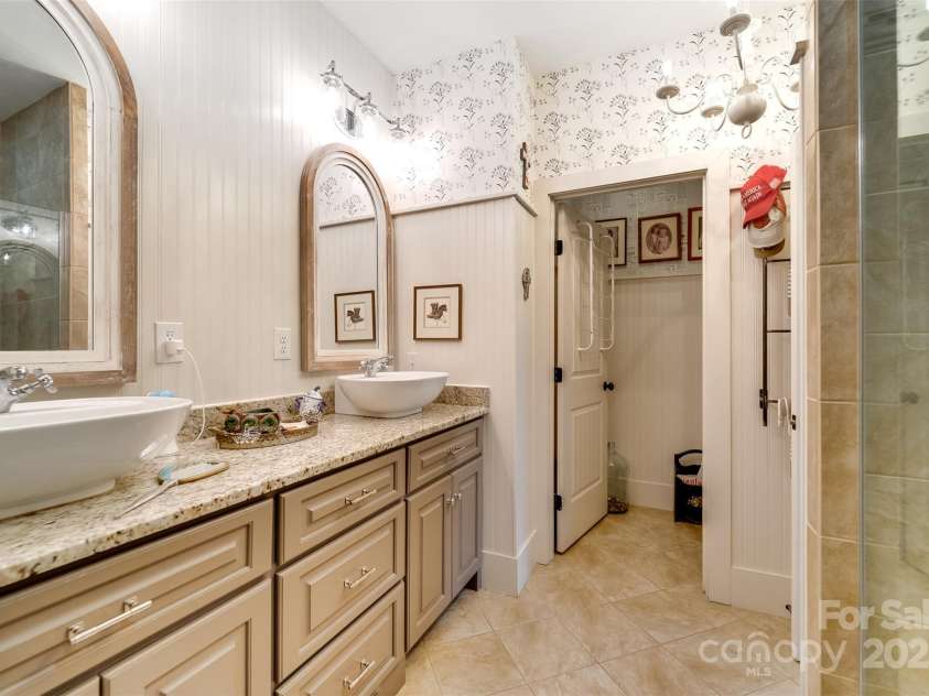 1226 Monteith Branch Road, Sylva, NC 28779.  MLS# CAR4333862, YatesRealty ID 15588. 