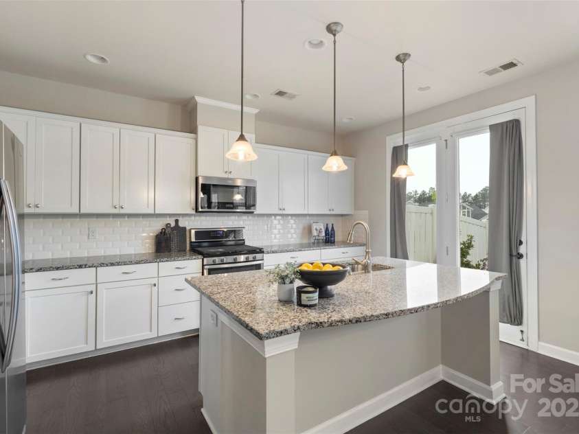 16134 Kelby Cove, Charlotte, NC 28278.  MLS# CAR4252039, YatesRealty ID 15588. 