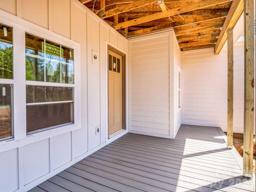 285 Woodridge Drive, Rutherfordton, NC 28139.  MLS# CAR4364199, YatesRealty ID 15589. 