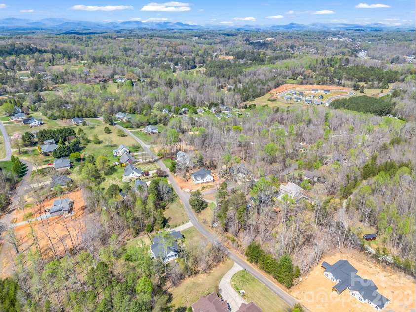 285 Woodridge Drive, Rutherfordton, NC 28139.  MLS# CAR4364199, YatesRealty ID 15589. 