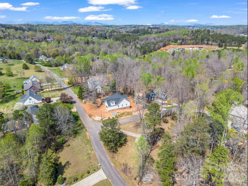 285 Woodridge Drive, Rutherfordton, NC 28139.  MLS# CAR4364199, YatesRealty ID 15589. 