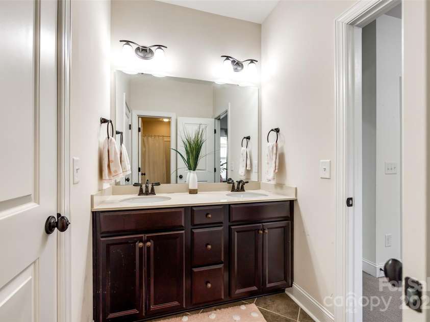 618 Chase Court, Fort Mill, SC 29708.  MLS# CAR4250416, YatesRealty ID 15589. 