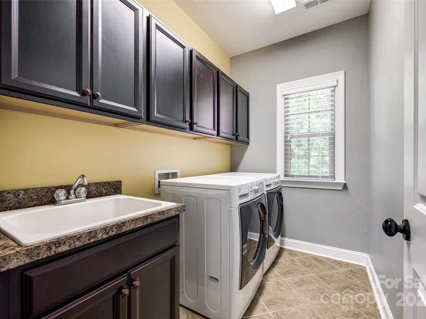 618 Chase Court, Fort Mill, SC 29708.  MLS# CAR4250416, YatesRealty ID 15589. 