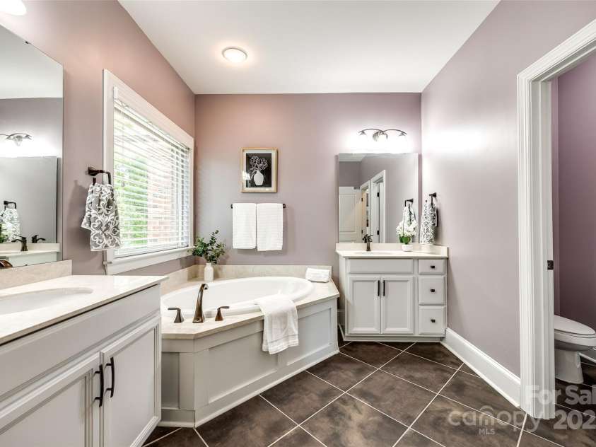 618 Chase Court, Fort Mill, SC 29708.  MLS# CAR4250416, YatesRealty ID 15589. 