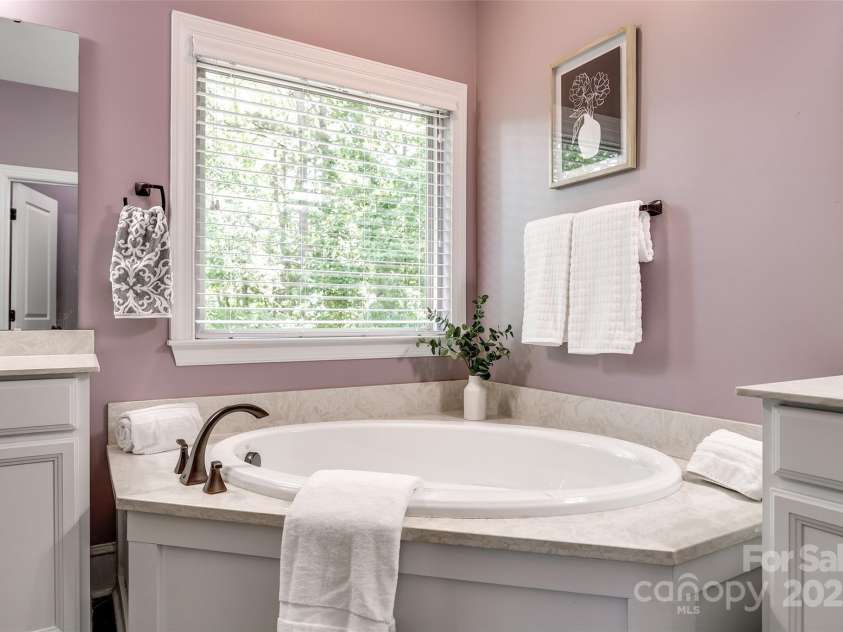 618 Chase Court, Fort Mill, SC 29708.  MLS# CAR4250416, YatesRealty ID 15589. 