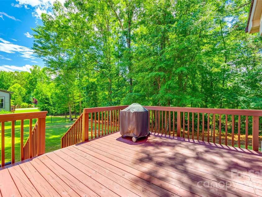 618 Chase Court, Fort Mill, SC 29708.  MLS# CAR4250416, YatesRealty ID 15589. 