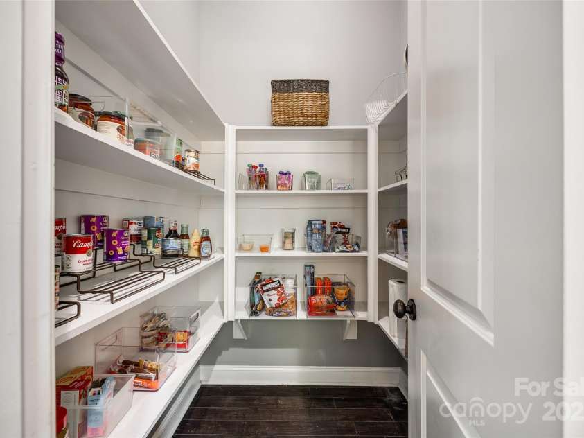 618 Chase Court, Fort Mill, SC 29708.  MLS# CAR4316924, YatesRealty ID 15589. 