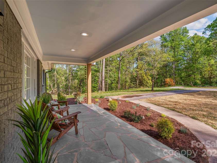 75 White Pine Drive, Fletcher, NC 28732.  MLS# CAR4251486, YatesRealty ID 15590. Front Porch