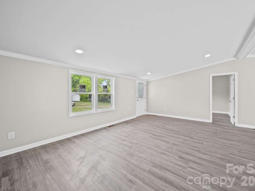 8592 Amanda Lane, Norwood, NC 28128.  MLS# CAR4368057, YatesRealty ID 15590. 