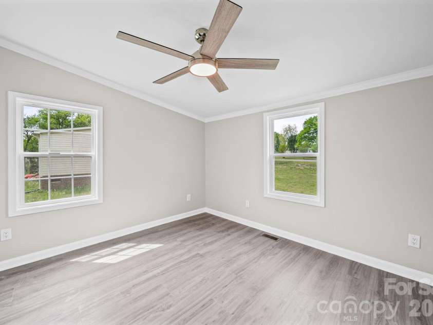 8592 Amanda Lane, Norwood, NC 28128.  MLS# CAR4368057, YatesRealty ID 15590. 