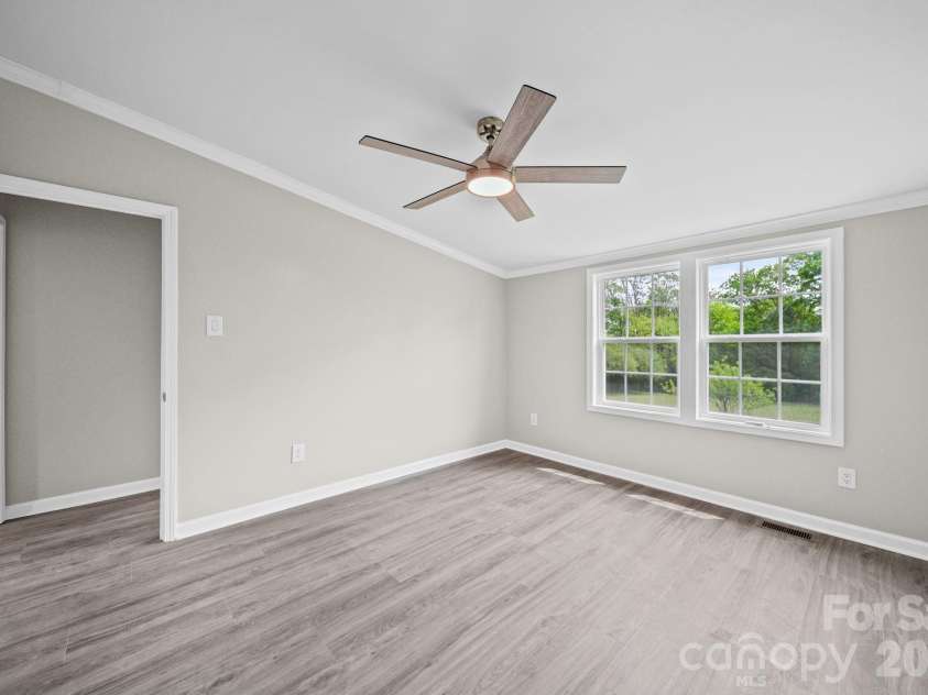 8592 Amanda Lane, Norwood, NC 28128.  MLS# CAR4368057, YatesRealty ID 15590. 