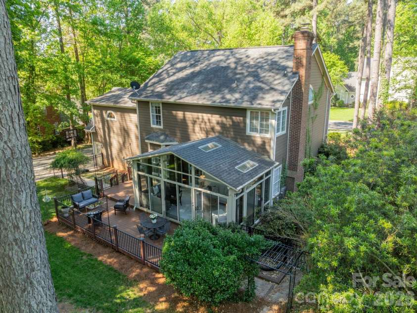 109 Lake Pine Road, Mooresville, NC 28117.  MLS# CAR4370847, YatesRealty ID 15591. 