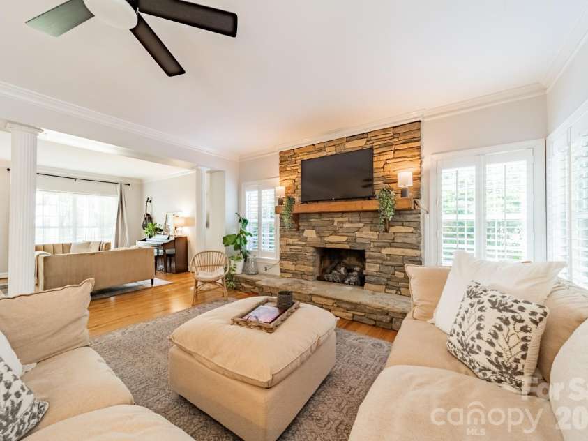 109 Lake Pine Road, Mooresville, NC 28117.  MLS# CAR4370847, YatesRealty ID 15591. 