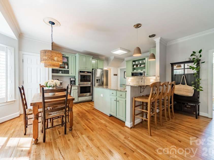 109 Lake Pine Road, Mooresville, NC 28117.  MLS# CAR4370847, YatesRealty ID 15591. 