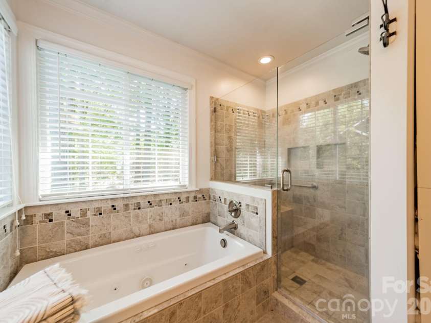 109 Lake Pine Road, Mooresville, NC 28117.  MLS# CAR4370847, YatesRealty ID 15591. 
