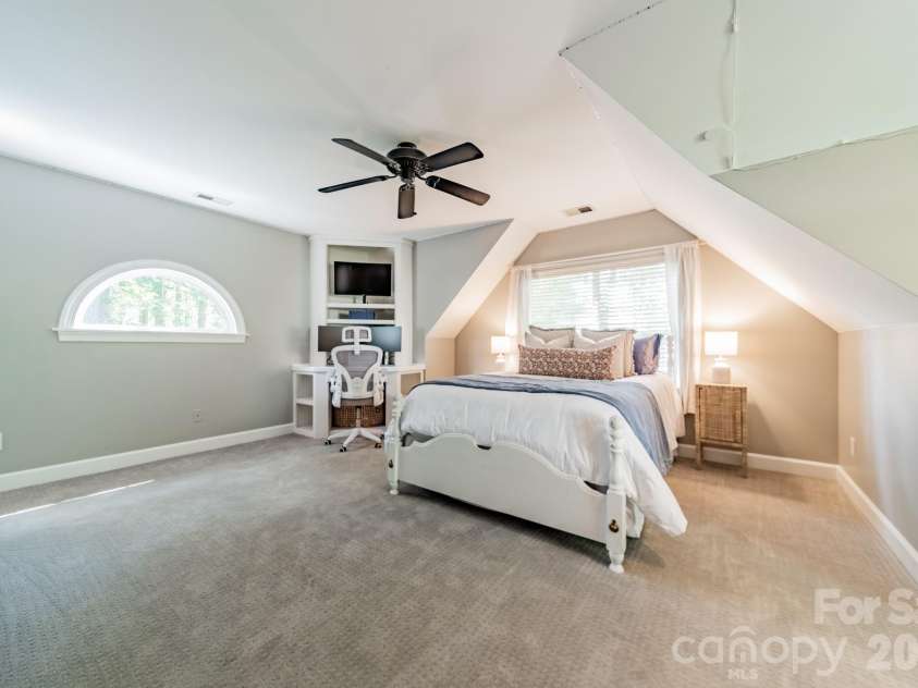 109 Lake Pine Road, Mooresville, NC 28117.  MLS# CAR4370847, YatesRealty ID 15591. 