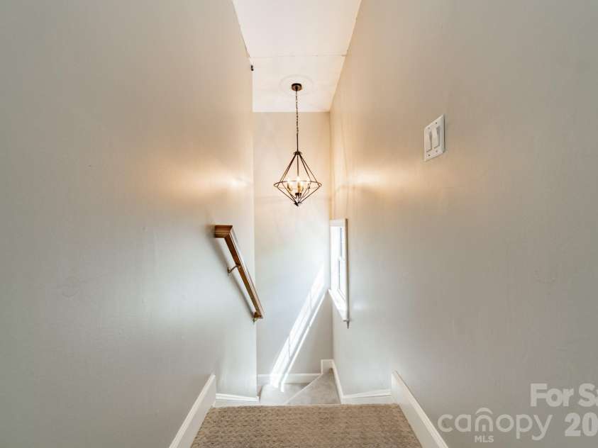 109 Lake Pine Road, Mooresville, NC 28117.  MLS# CAR4370847, YatesRealty ID 15591. 