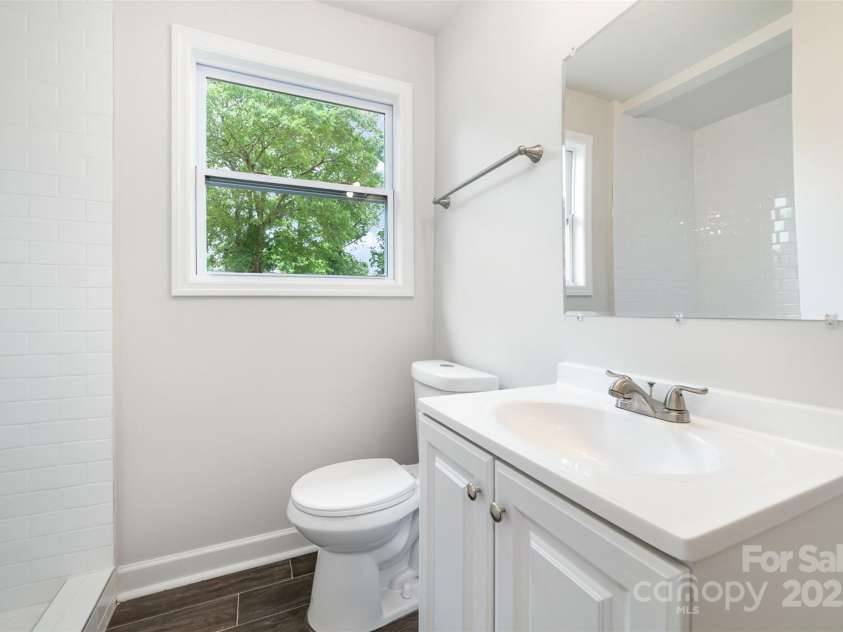 3121 Revolution Park Drive, Charlotte, NC 28217.  MLS# CAR4259283, YatesRealty ID 15592. 