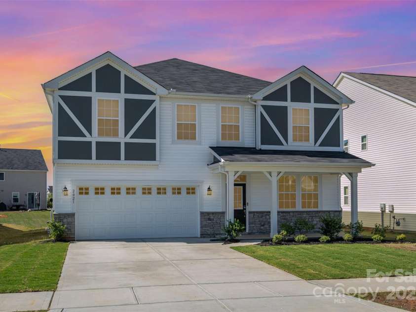 2021 Boynton Street, Charlotte, NC 28269.  MLS# CAR4254961, YatesRealty ID 15593. 