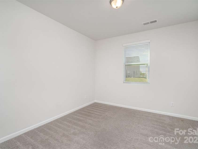 2021 Boynton Street, Charlotte, NC 28269.  MLS# CAR4254961, YatesRealty ID 15593. 