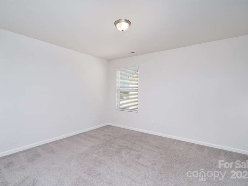 2021 Boynton Street, Charlotte, NC 28269.  MLS# CAR4254961, YatesRealty ID 15593. 