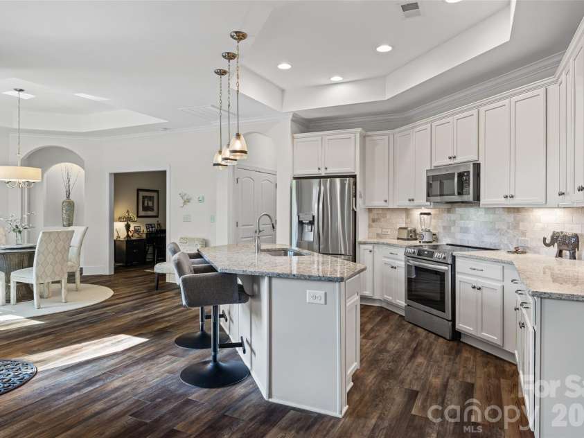 935 Stone Village Drive, Tega Cay, SC 29708.  MLS# CAR4370800, YatesRealty ID 15593. 