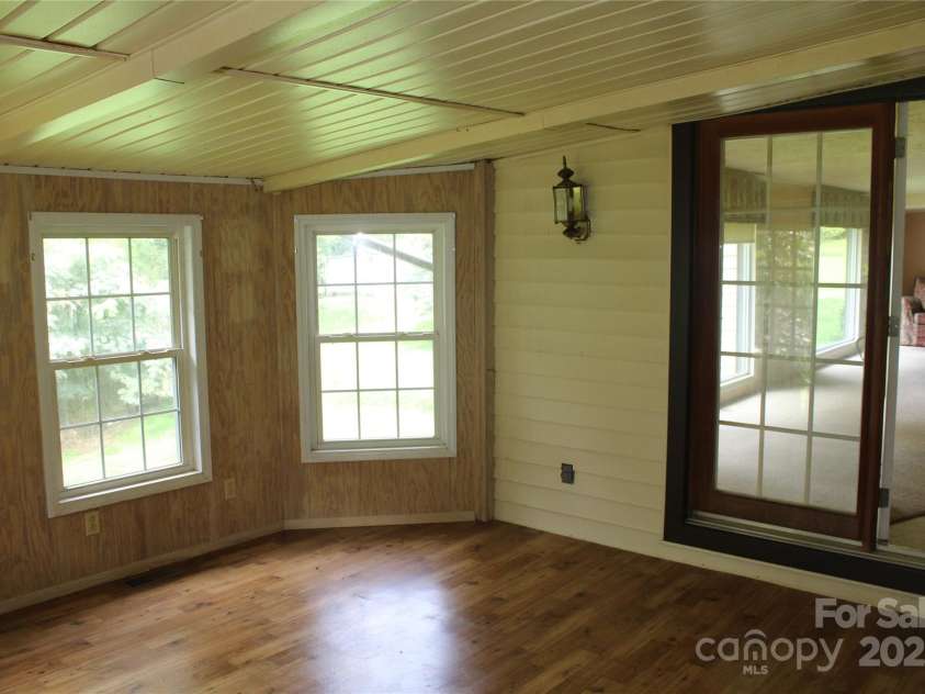 2556 NC 126 Highway, Morganton, NC 28655.  MLS# CAR4294622, YatesRealty ID 15595. 