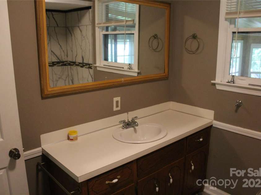 2556 NC 126 Highway, Morganton, NC 28655.  MLS# CAR4294622, YatesRealty ID 15595. 