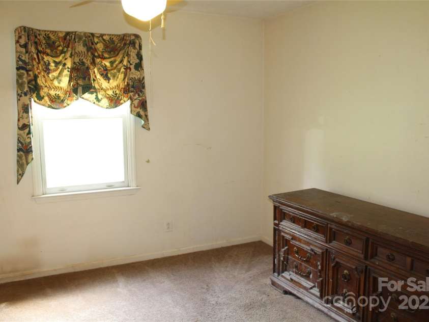 2556 NC 126 Highway, Morganton, NC 28655.  MLS# CAR4294622, YatesRealty ID 15595. 