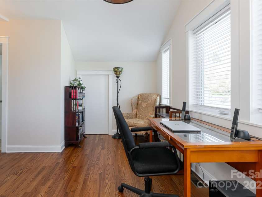 129 West Lane, Brevard, NC 28712.  MLS# CAR4232254, YatesRealty ID 15596. Loft