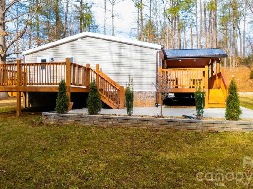 1380 Jacobs Lane, Morganton, NC 28655.  MLS# CAR4334721, YatesRealty ID 15596. 