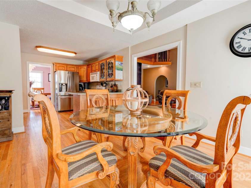 1026 Stage Coach Trail, Lawndale, NC 28090.  MLS# CAR4239349, YatesRealty ID 15597. Breakfast Room