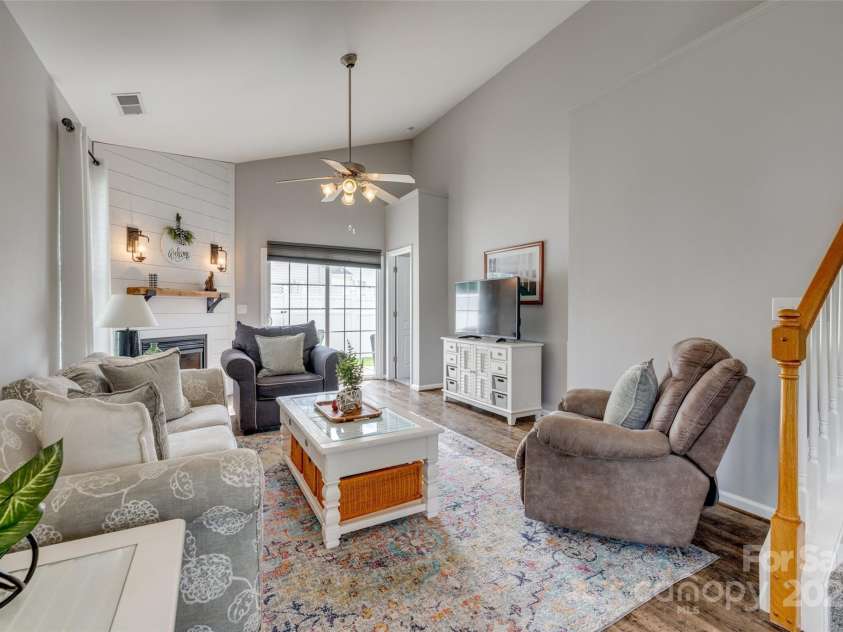 841 Lacebark Drive, Rock Hill, SC 29732.  MLS# CAR4261380, YatesRealty ID 15599. 
