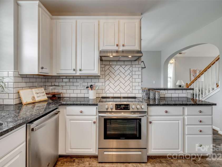841 Lacebark Drive, Rock Hill, SC 29732.  MLS# CAR4261380, YatesRealty ID 15599. 