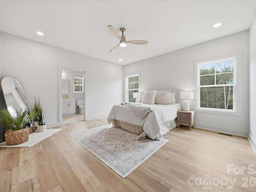 85 Cornerstone Drive, Taylorsville, NC 28681.  MLS# CAR4250711, YatesRealty ID 15599. Spacious Primary bedroom suite