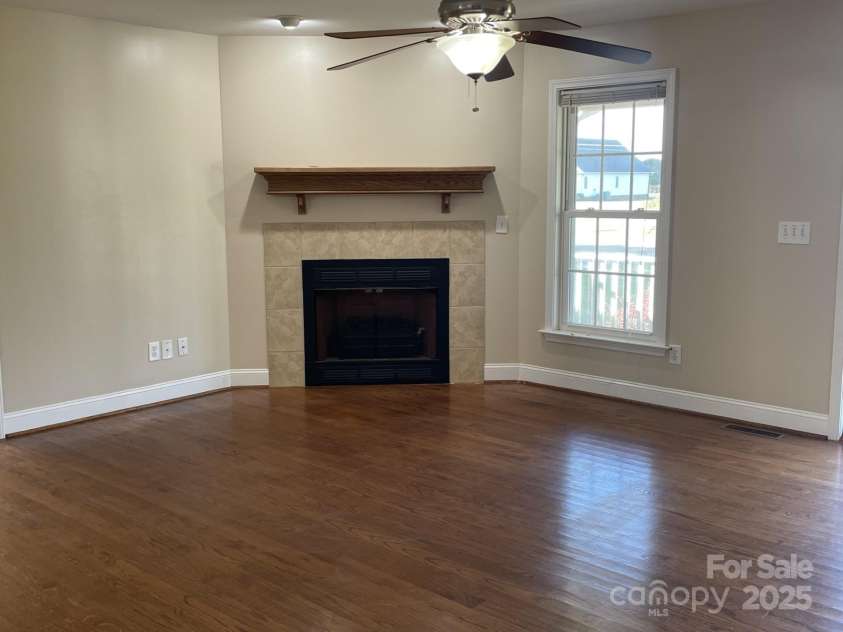 232 Gold Street, New London, NC 28127.  MLS# CAR4309607, YatesRealty ID 156. 