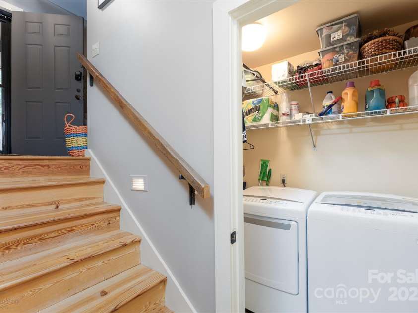 86 Racquet Club Villas Drive, Sapphire, NC 28774.  MLS# CAR4294563, YatesRealty ID 1560. 