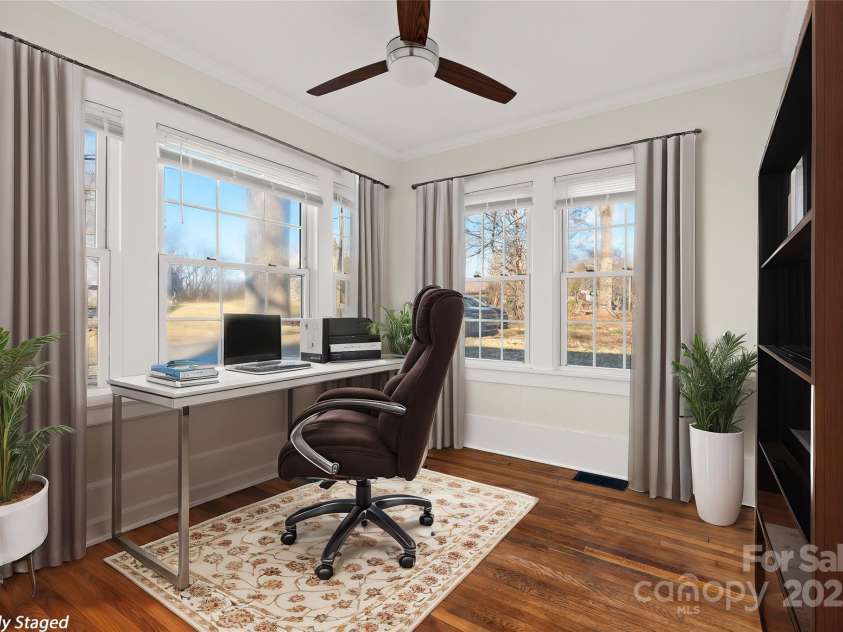 89 Winston Avenue, Asheville, NC 28803.  MLS# CAR4232532, YatesRealty ID 15600. Bedroom3/office VS