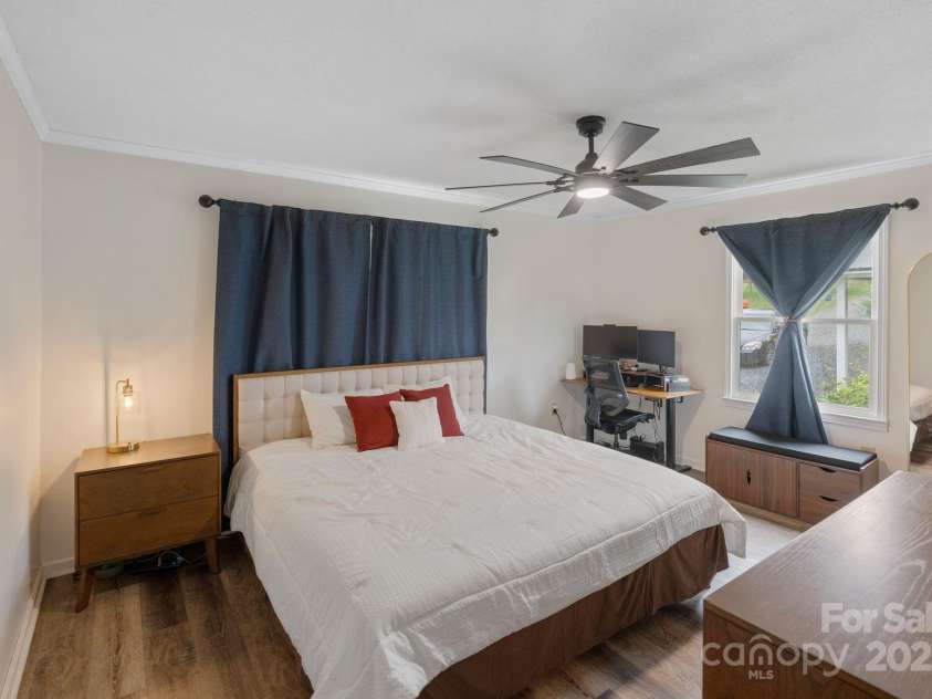 281 Emerald Shores Road, Mount Gilead, NC 27306.  MLS# CAR4253854, YatesRealty ID 15603. 