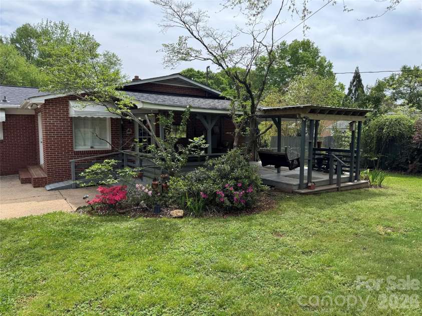 809 Katherine Avenue, Kings Mountain, NC 28086.  MLS# CAR4328918, YatesRealty ID 15604. Backyard