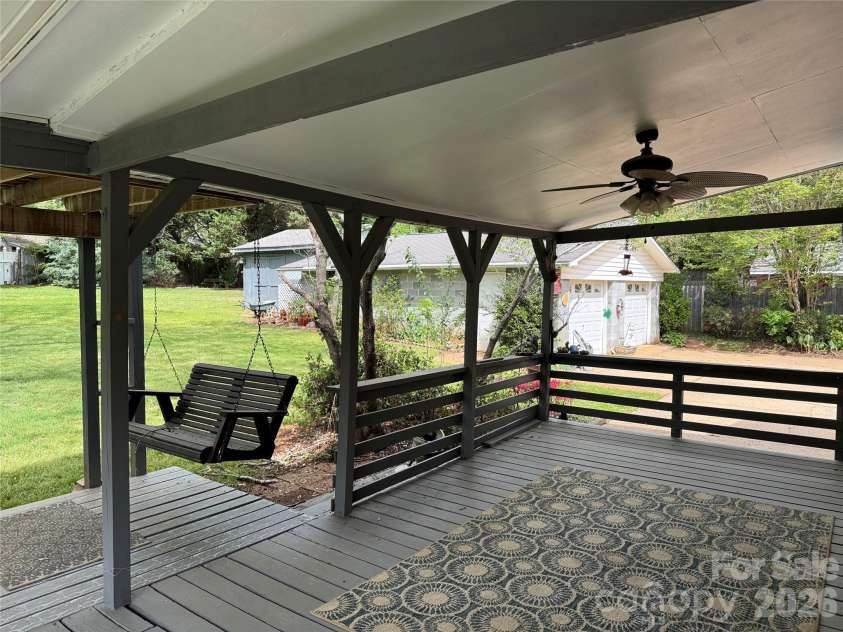 809 Katherine Avenue, Kings Mountain, NC 28086.  MLS# CAR4328918, YatesRealty ID 15604. Covered deck