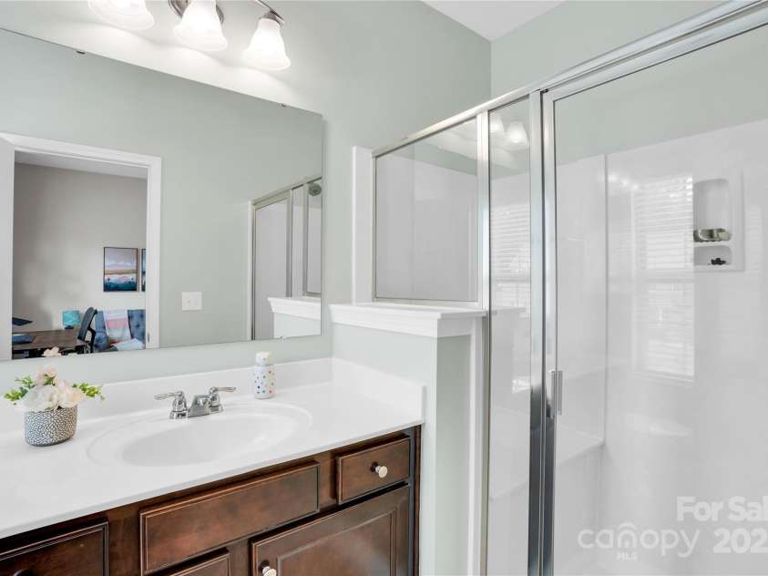 2655 Stonewood View, Kannapolis, NC 28081.  MLS# CAR4250077, YatesRealty ID 15607. 