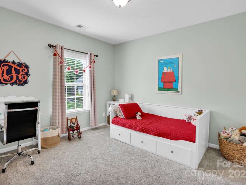 2655 Stonewood View, Kannapolis, NC 28081.  MLS# CAR4250077, YatesRealty ID 15607. 