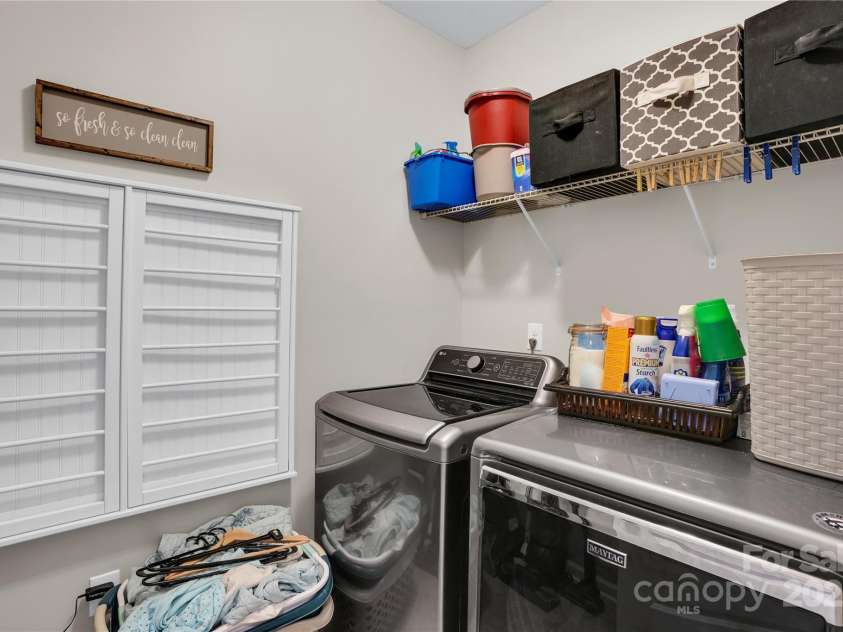 2655 Stonewood View, Kannapolis, NC 28081.  MLS# CAR4250077, YatesRealty ID 15607. 